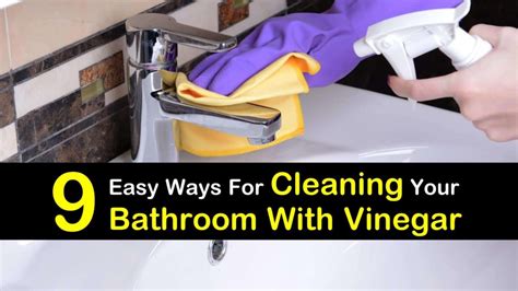 Is it OK to clean bathroom with vinegar?