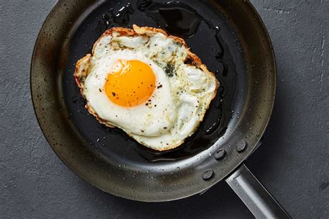 Is it OK to fry eggs in olive oil?