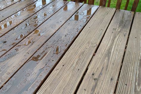 Is it OK to leave a deck unstained?