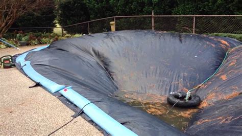 Is it OK to leave pool cover off overnight?