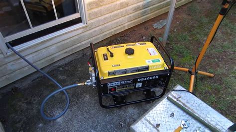 Is it OK to let a generator run out of gas?
