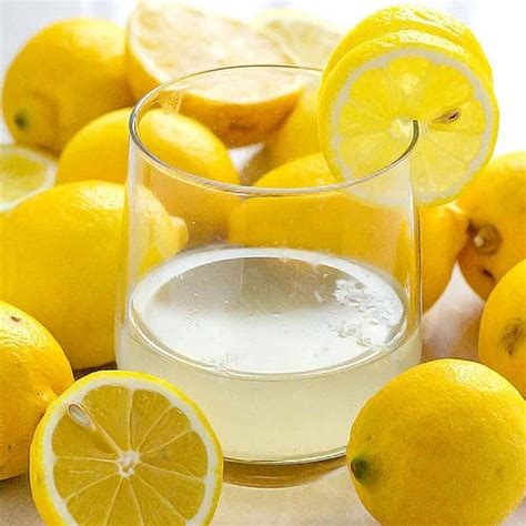 Is it OK to put bottled lemon juice in water?