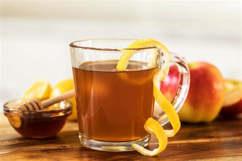 Is it OK to put honey in hot tea?