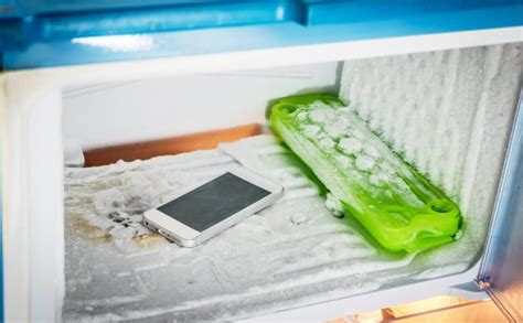 Is it OK to put phone in freezer?