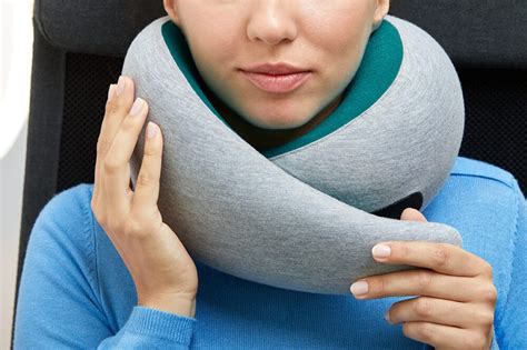 Is it OK to wear a neck pillow to bed?