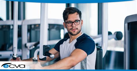 Is it OK to wear glasses in the gym?