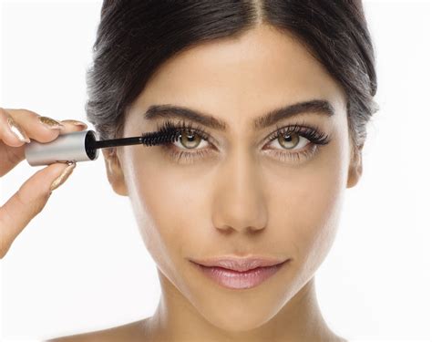 Is it OK to wear mascara while using lash serum?