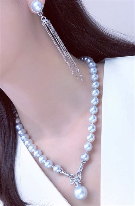 Is it OK to wear pearls everyday?