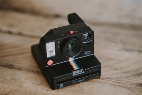 Is it a myth to shake a Polaroid?