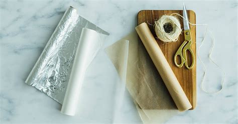 Is it better to bake on aluminum foil or parchment paper?