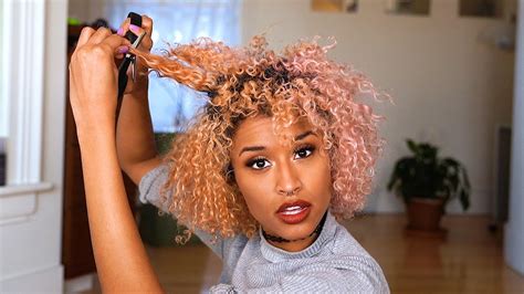 Is it better to cut curly hair wet or dry?