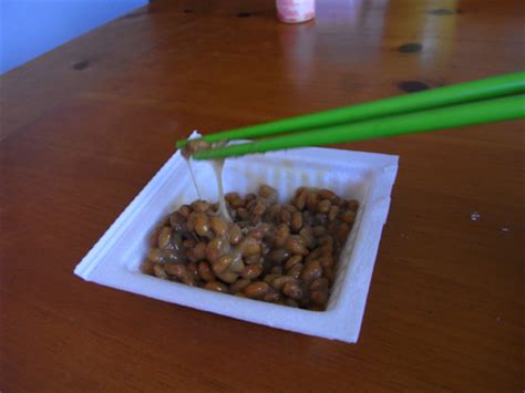 Is it better to eat natto warm or cold?