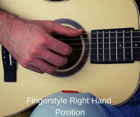 Is it better to fingerstyle with 3 or 4 fingers?