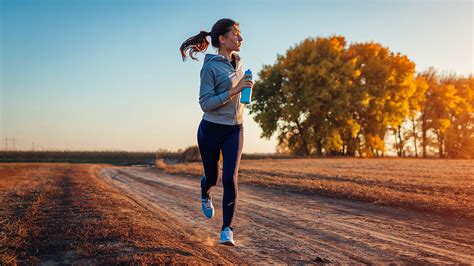 Is it better to run at night or in the morning?