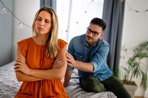 Is it better to stay in an unhappy marriage or get divorced?