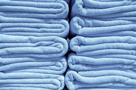 Is it better to wash towels at 40 or 60?