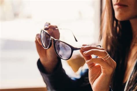 Is it good to buy sunglasses online?