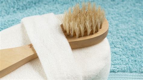 Is it good to dry brush your scalp?