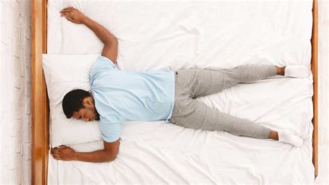 Is it good to sleep on a full stomach?