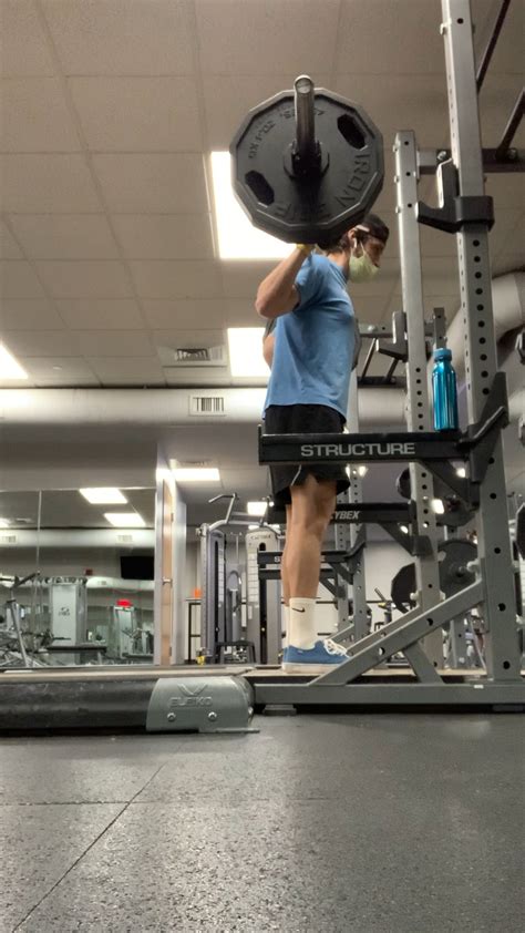 Is it good to squat 225 at 15?