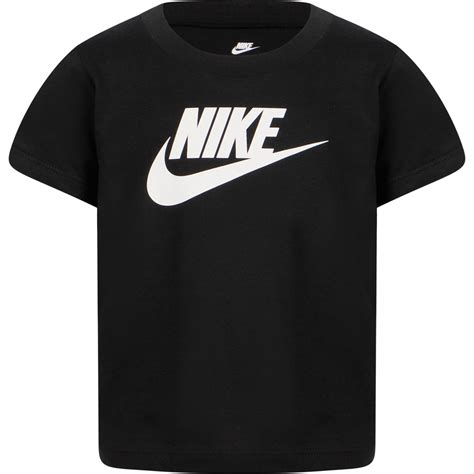 Is it illegal to print a Nike logo on a shirt?