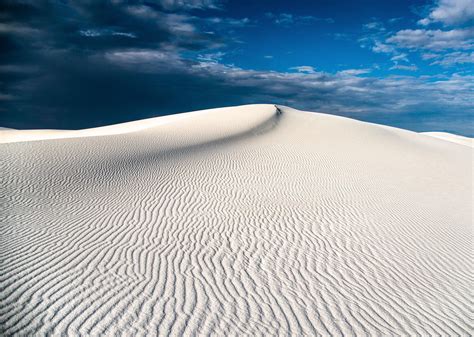 Is it illegal to take white sand from white sands?