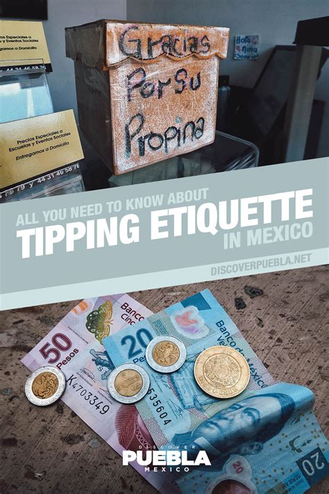 Is it illegal to tip in Mexico?