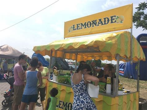 Is it legal to have a lemonade stand in NYC?