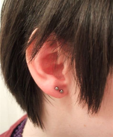 Is it normal for gauges to hurt?