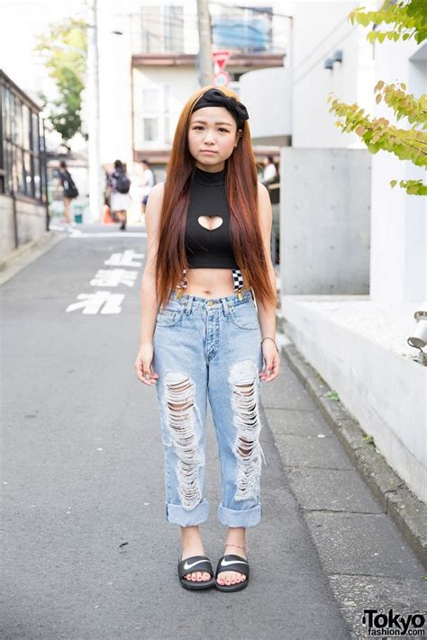 Is it okay to wear ripped jeans in Japan?