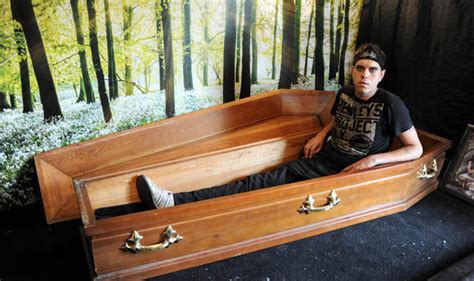 Is it possible to sleep in a coffin?
