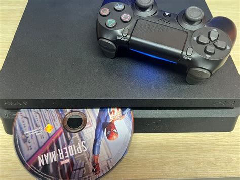 Is it safe to keep disc inside the console?