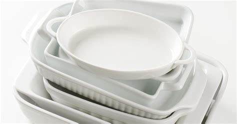 Is it safe to put porcelain in the oven?