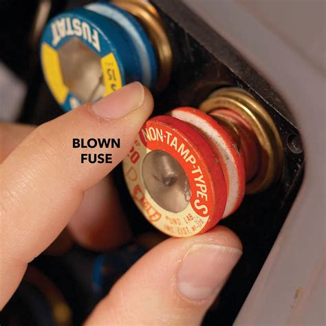 Is it safe to reset a fuse?