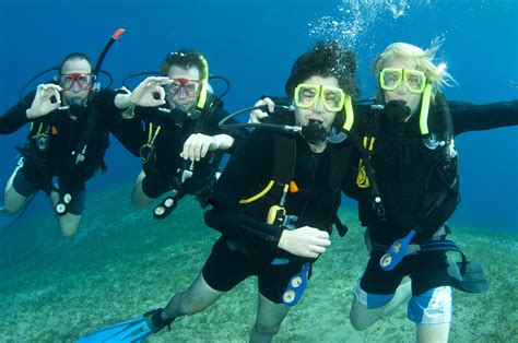 Is it safe to scuba dive every day?