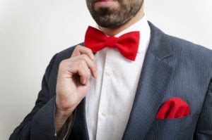 Is it unprofessional to wear a bow tie?