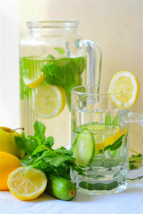 Is lemon and lime a detox?