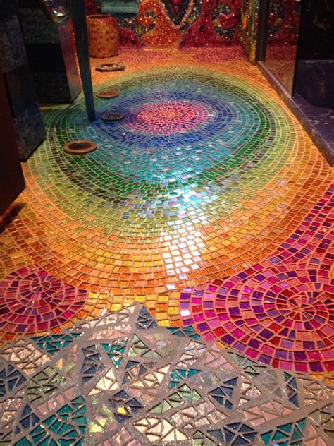 Is mosaic an art form?