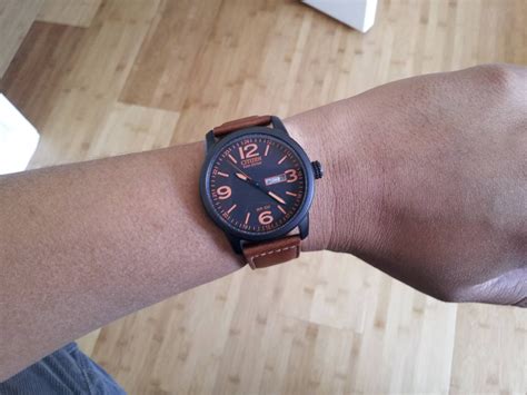 Is my watch too big for my hand?