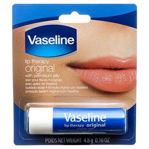 Is petroleum jelly good for peeling lips?