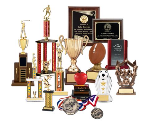 Is plaque and trophy the same?