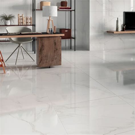 Is polished marble shiny?