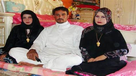 Is polygamy legal in Arab?