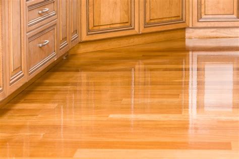 Is polyurethane floor slippery?