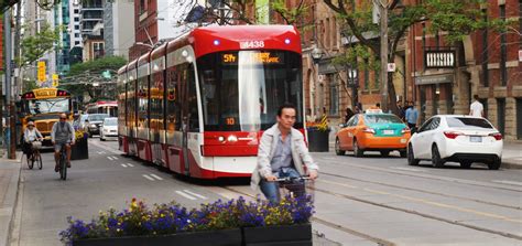 Is public transportation easy in Toronto?