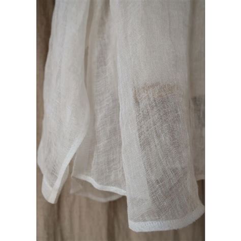 Is pure linen see-through?