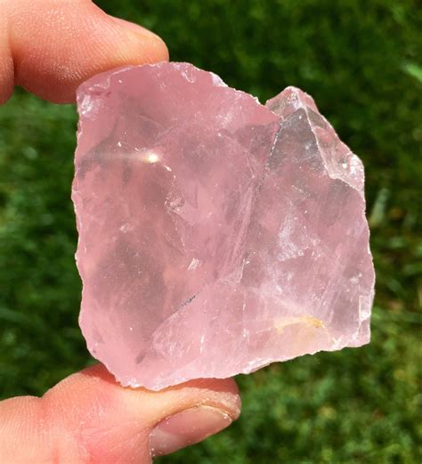 Is raw rose quartz rare?