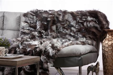 Is real fur warmer?