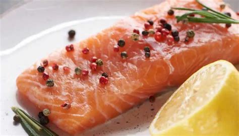 Is salmon bad for gout?