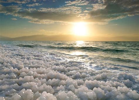 Is salt from the Dead Sea safe?